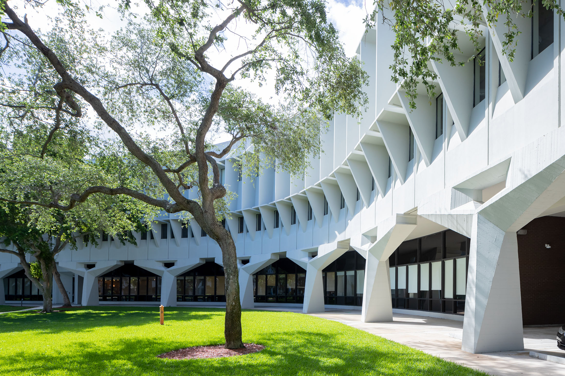 IBM Boca Raton - Marcel Breuer and Thomas Gatje | Iwan Baan